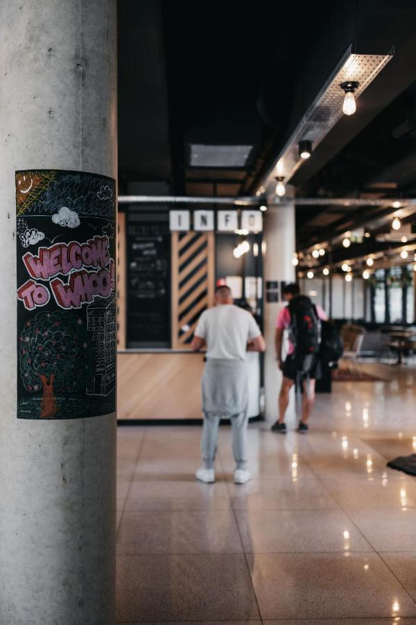 Whoo Bordeaux Bacalan - Hostel Extérieur photo The interior of the WeWork building in Berlin