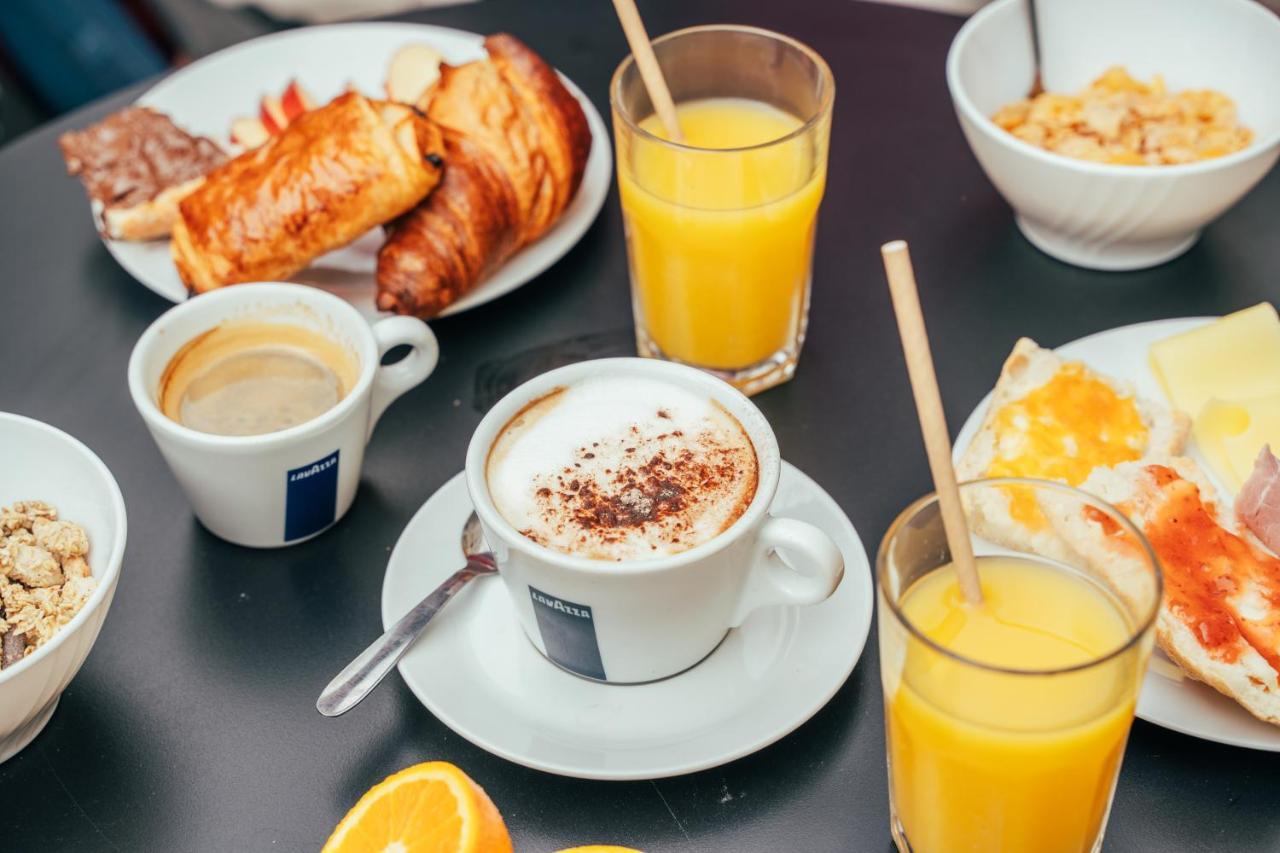 Whoo Bordeaux Bacalan - Hostel Extérieur photo A typical continental breakfast